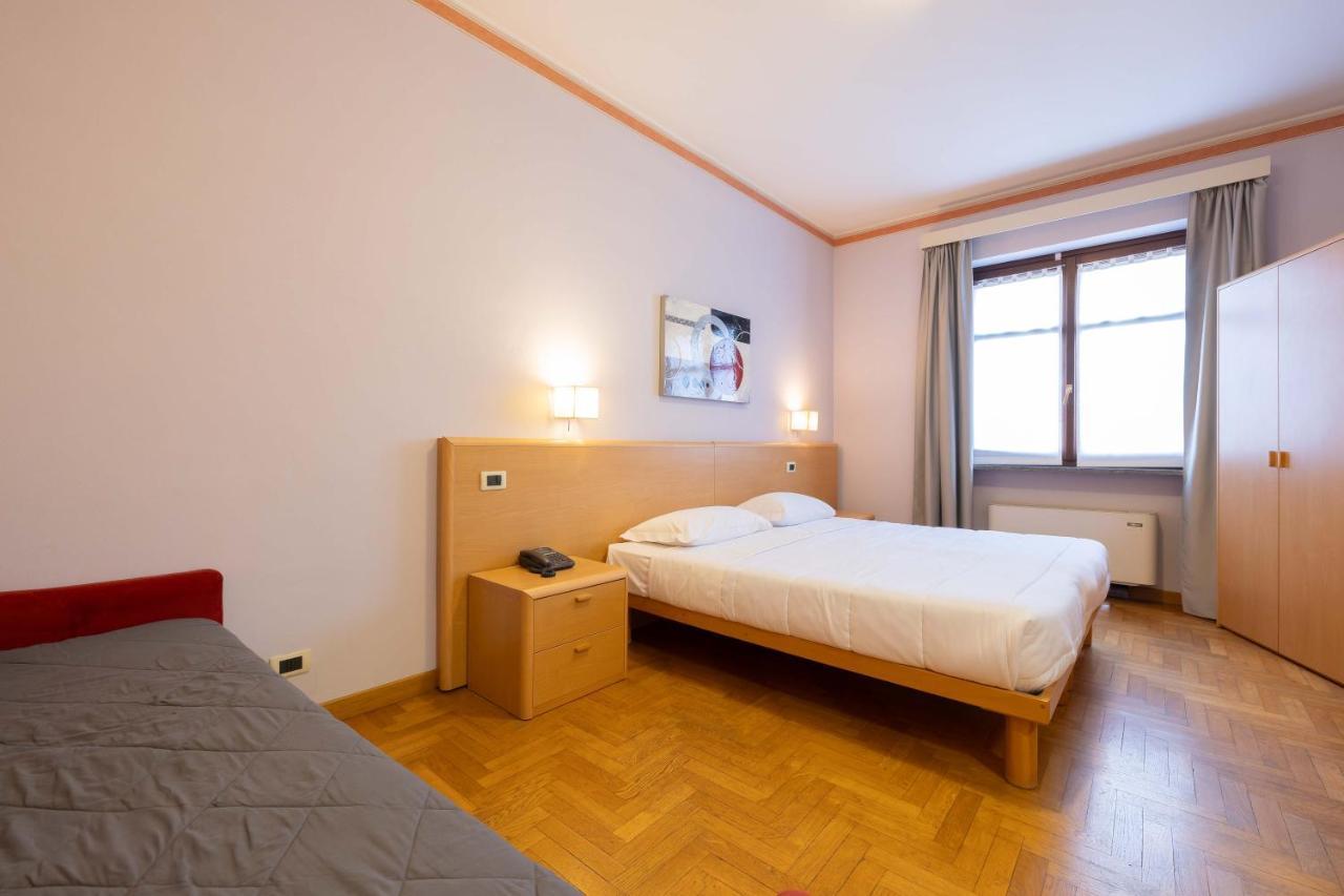 Hotel La Ferte Asti Exterior photo